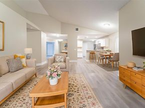 9220 Arborwood Cir, Davie FL 33328