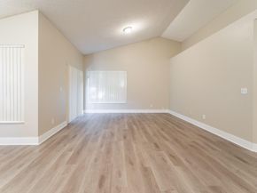 9220 Arborwood Cir, Davie FL 33328