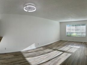 927 Twin Lakes J3, Coral Springs FL 33071