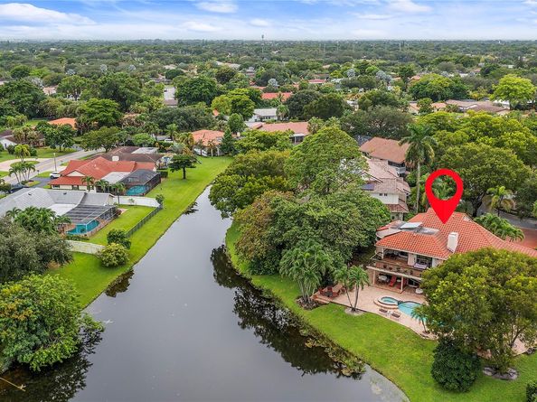 10111 Vestal Ct, Coral Springs FL 33071