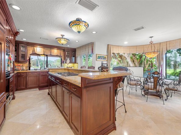 10111 Vestal Ct, Coral Springs FL 33071