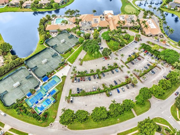 10122 Spyglass Way, Boca Raton FL 33498