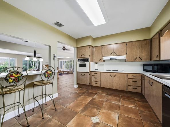 1711 NE 40th Ct, Oakland Park FL 33334