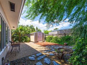 1711 NE 40th Ct, Oakland Park FL 33334