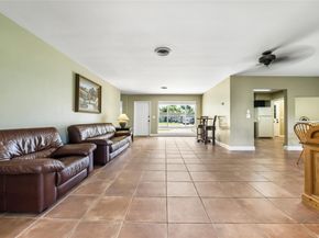 1711 NE 40th Ct, Oakland Park FL 33334