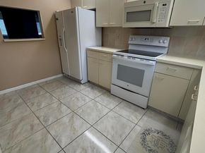 4820 Lucerne Lakes Boulevard W 107, Greenacres FL 33467