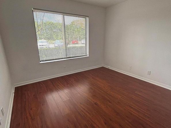 4820 Lucerne Lakes Boulevard W 107, Greenacres FL 33467
