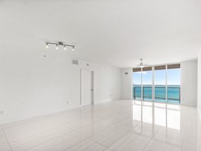 2650 Lake Shore Drive 1005, Riviera Beach FL 33404