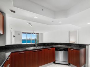 2650 Lake Shore Drive 1005, Riviera Beach FL 33404