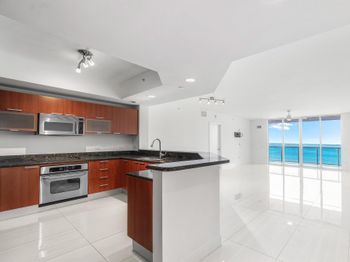 2650 Lake Shore Drive