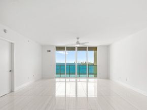 2650 Lake Shore Drive 1005, Riviera Beach FL 33404