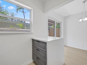 609 NE 13th Avenue 102, Fort Lauderdale FL 33304