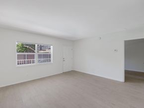 609 NE 13th Avenue 102, Fort Lauderdale FL 33304