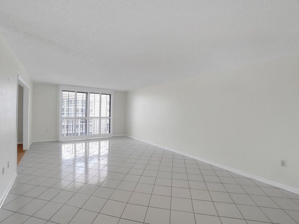 3100 NE 48th St 907, Fort Lauderdale FL 33308