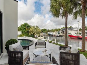 2651 NE 22nd Ct, Pompano Beach FL 33062