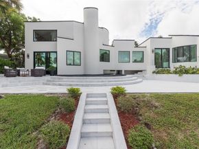 2651 NE 22nd Ct, Pompano Beach FL 33062