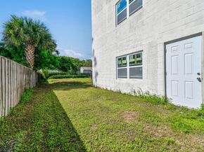 322 N Lakeside Court, West Palm Beach FL 33407