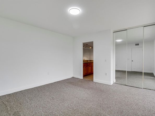 4208 42nd Way, West Palm Beach FL 33407