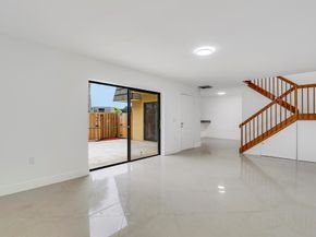 4208 42nd Way, West Palm Beach FL 33407