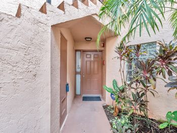 10690 NW 14th St