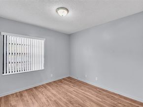 10690 NW 14th St 136, Plantation FL 33322