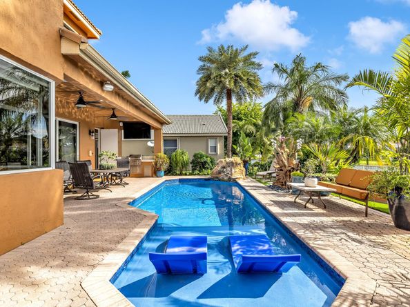 12064 NW 49th Dr, Coral Springs FL 33076