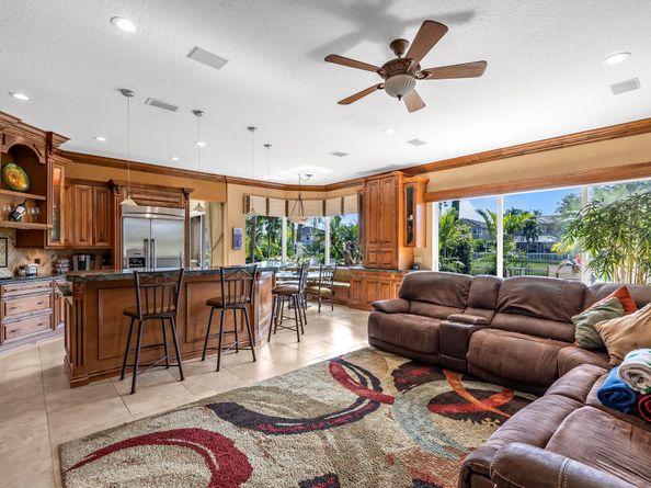 12064 NW 49th Dr, Coral Springs FL 33076