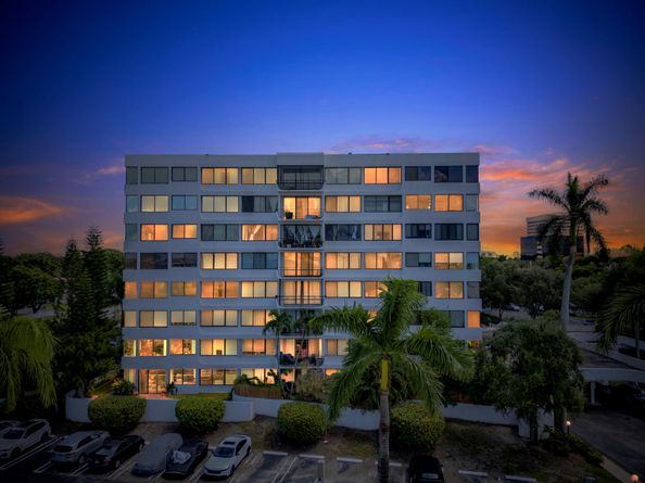 1500 Presidential Way 202, West Palm Beach FL 33401