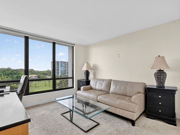 7754 Lakeside Boulevard 462, Boca Raton FL 33434