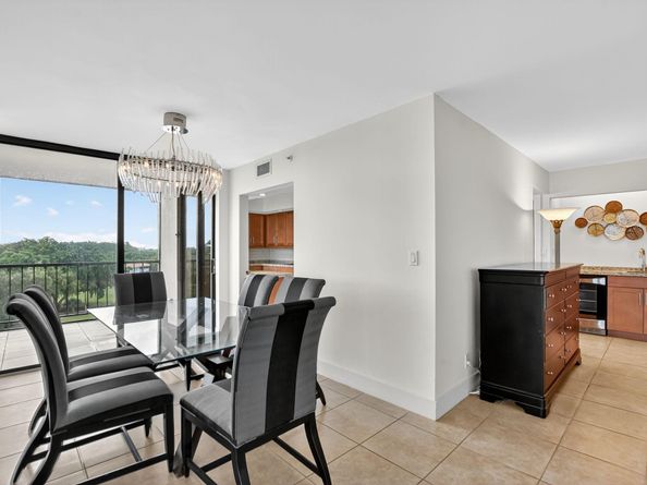 7754 Lakeside Boulevard 462, Boca Raton FL 33434