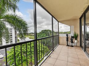 7754 Lakeside Boulevard 462, Boca Raton FL 33434