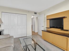 7754 Lakeside Boulevard 462, Boca Raton FL 33434