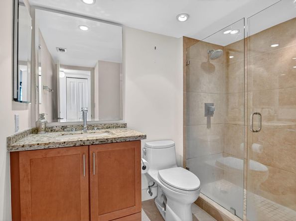 7754 Lakeside Boulevard 462, Boca Raton FL 33434