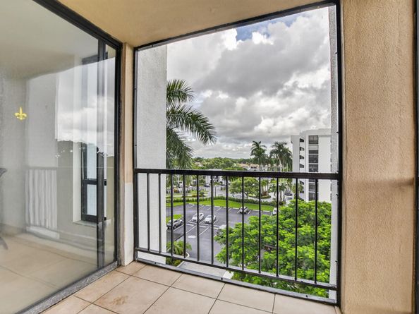 7754 Lakeside Boulevard 462, Boca Raton FL 33434