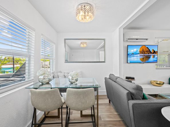 311 SE 3rd Ave, Delray Beach FL 33483