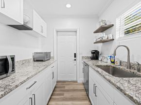 311 SE 3rd Ave, Delray Beach FL 33483