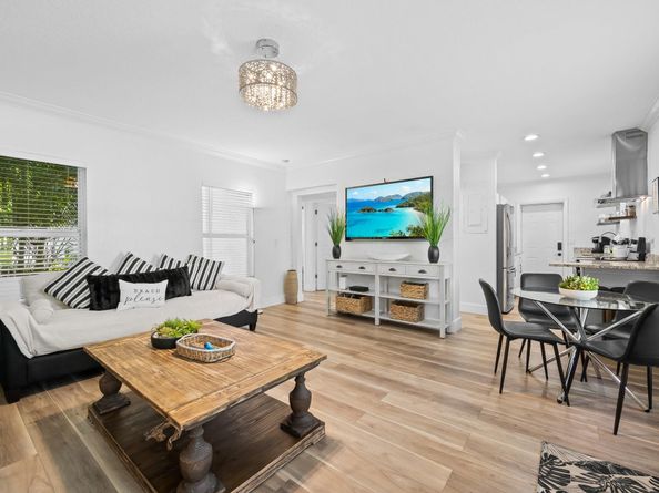 311 SE 3rd Ave, Delray Beach FL 33483