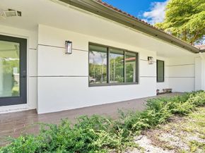 4190 SW 4th St, Plantation FL 33317