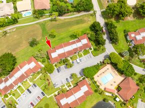 9187 Norte Lago 5b, Boca Raton FL 33428