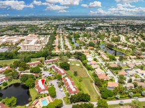 9187 Norte Lago 5b, Boca Raton FL 33428
