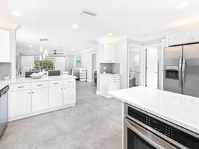 9187 Norte Lago 5b, Boca Raton FL 33428