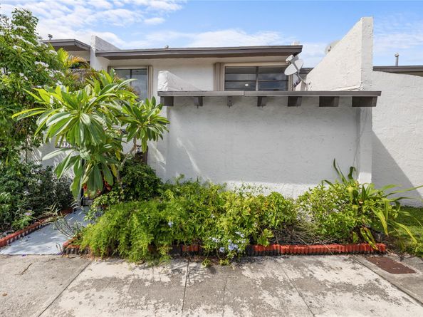 10921 SW 70th Ter 10921, Miami FL 33173