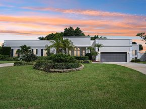 257 N Country Club Drive, Atlantis FL 33462
