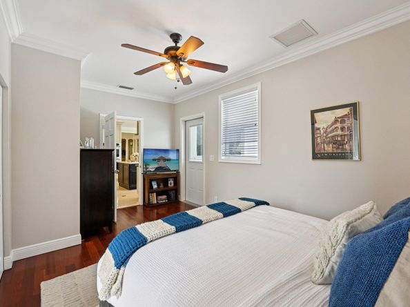 257 N Country Club Drive, Atlantis FL 33462