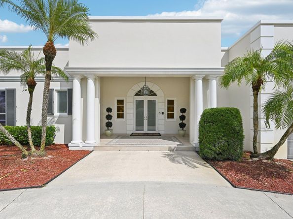 257 N Country Club Drive, Atlantis FL 33462