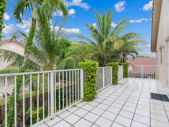 15256 SW 108th Ter, Miami FL 33196