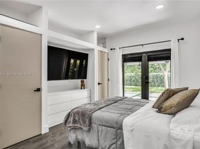 2484 SW 25th Street, Miami FL 33133