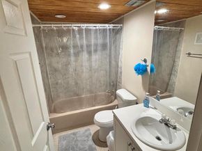 3121 NW 47th Terrace 107, Lauderdale Lakes FL 33319