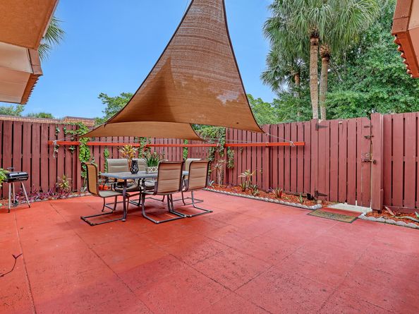 728 Mill Valley Place 728, West Palm Beach FL 33409