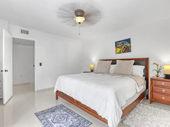 728 Mill Valley Place 728, West Palm Beach FL 33409